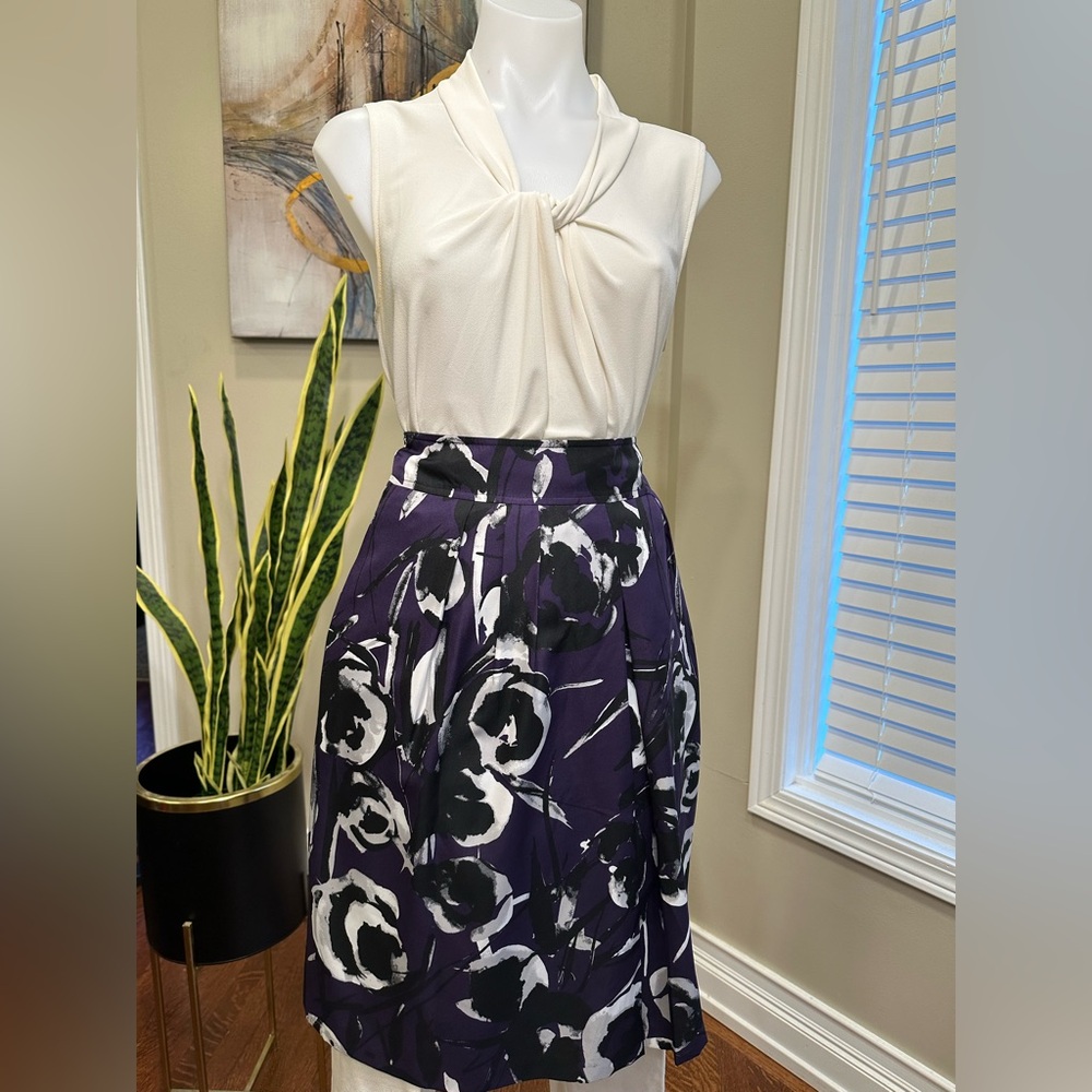 Ann Taylor Midi Skirt with Pockets Size 10